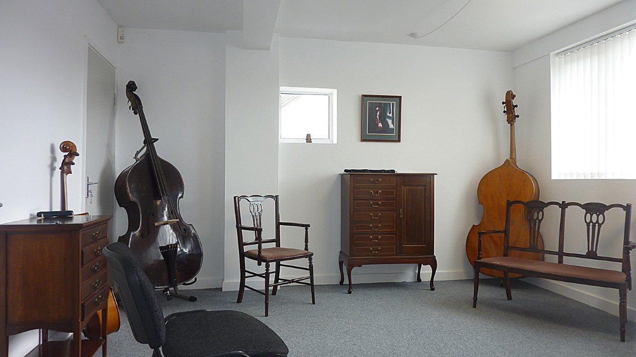 The Violin Shop The Shop